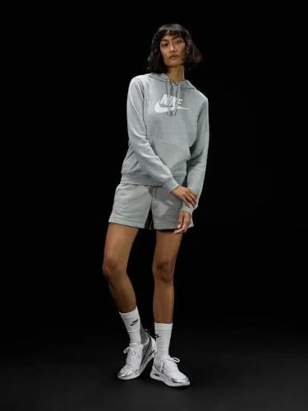 Stylish Women's Air Max Nuaxis Sneakers | Comfortable, Trendy Athletic Footwear